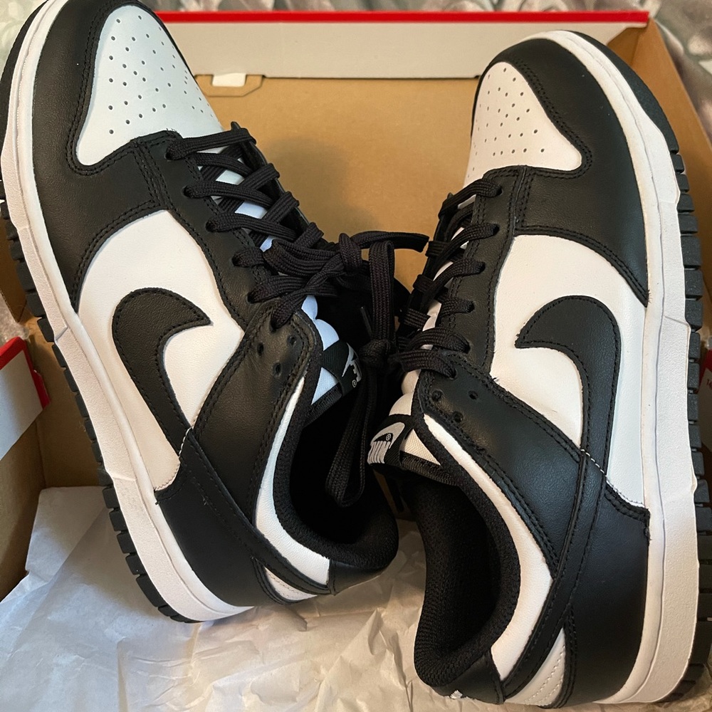 Nike dunks low